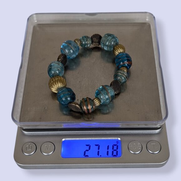 (2/$20) Swirling Blue Glass Stretch Bracelet - Picture 5 of 5